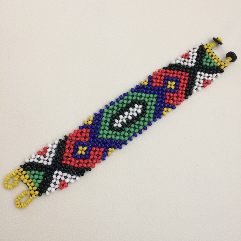 Handmade ethnic tribal beaded bracelet OS